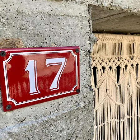 Apartment Le Ponteil *